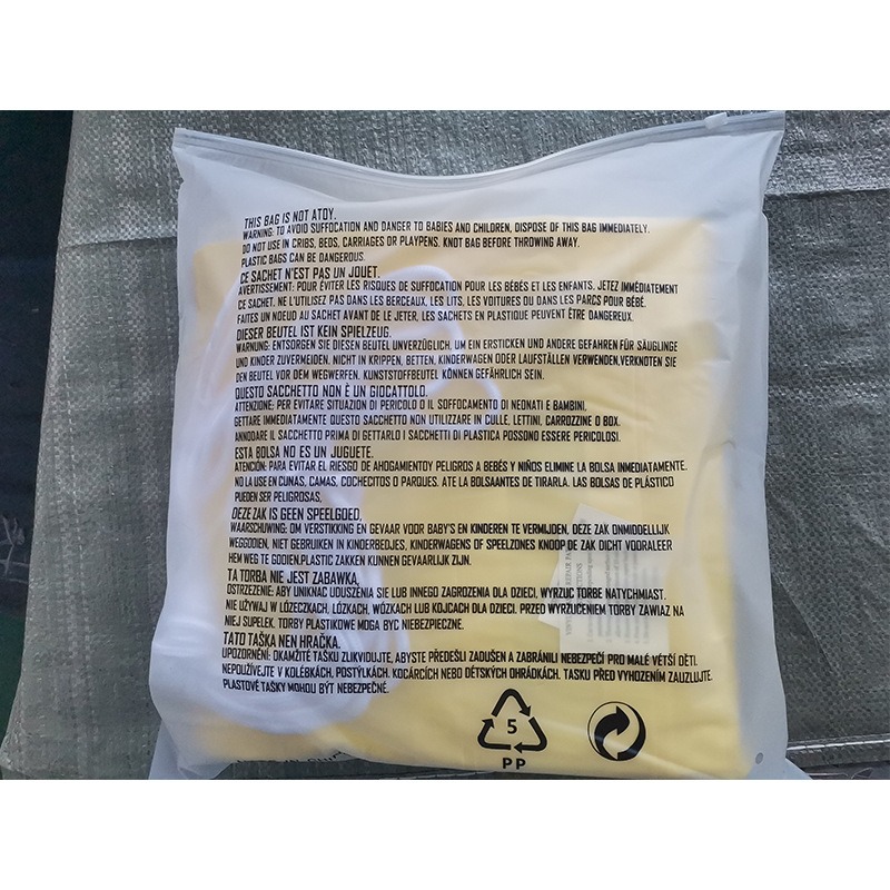 Nadmuchiwane łóżko do pływania – Bathtub Pillow Inflatable recenzja i cena